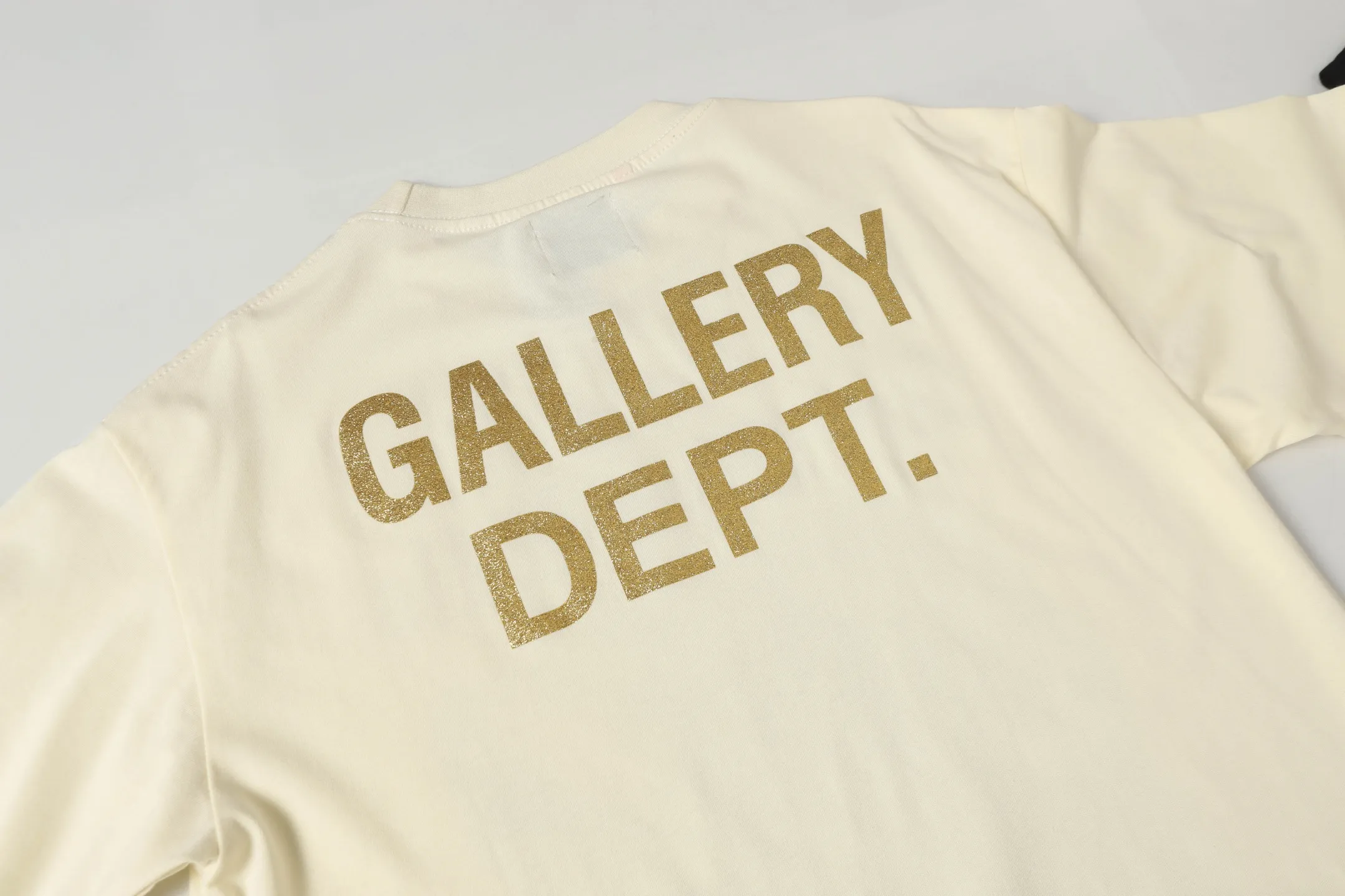 GALLERY.DEPT Summer new short-sleeved style No.: D3327P110 Color: Black Apricot Size: S M L XL